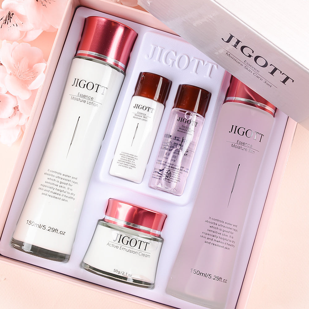 Essence Moisture Skin Care 3 Set