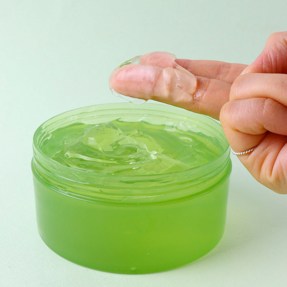 Natural Aloe Vera Moisture Soothing Gel 2 pack