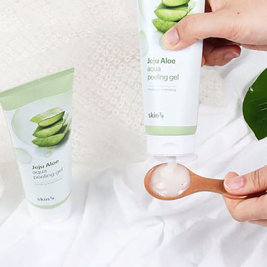 Jeju Aloe Aqua Peeling Gel